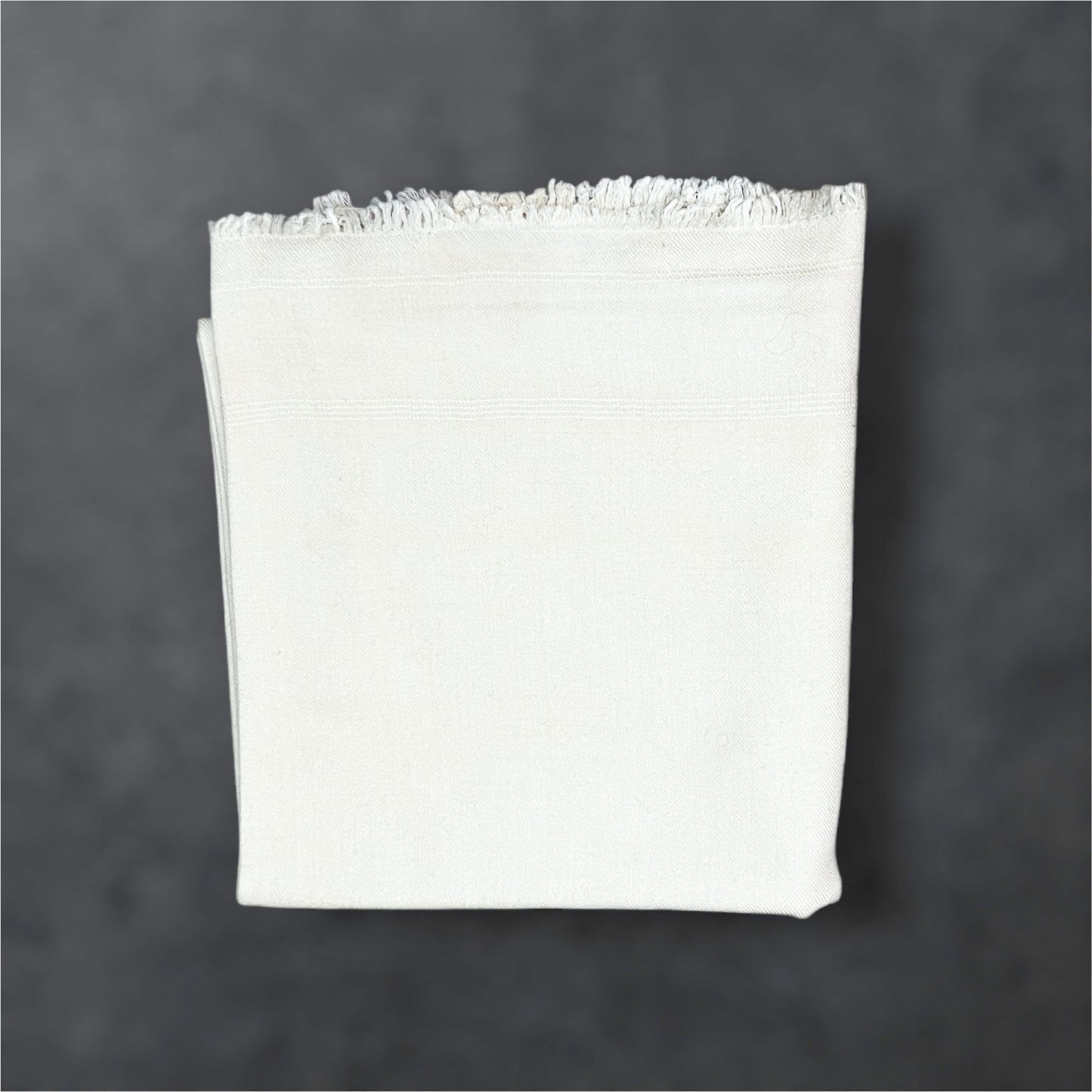 Light weight handmade shawl (Plain Border)