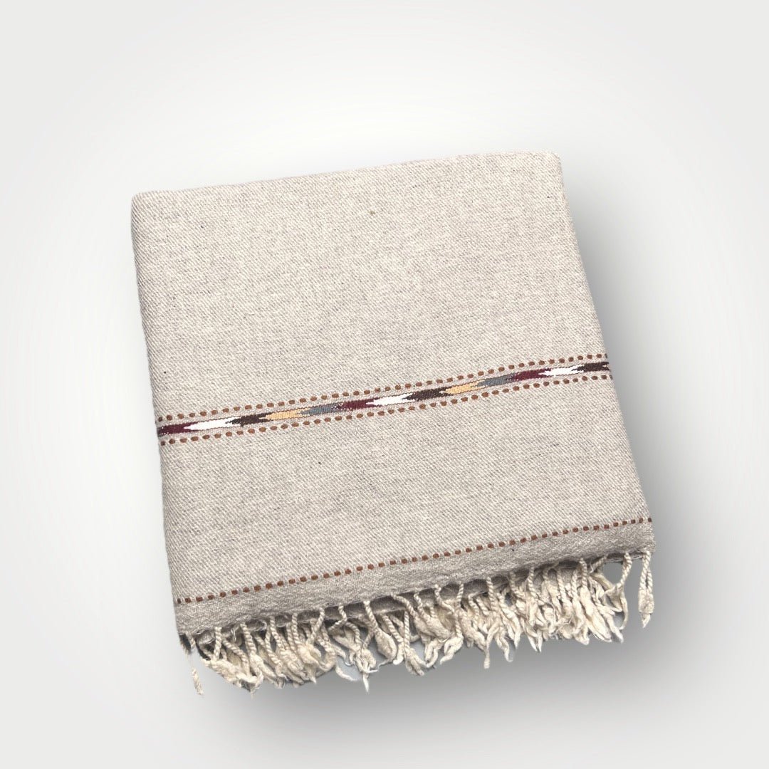Angoora Wool ( Light Grey) - Dark Fitter